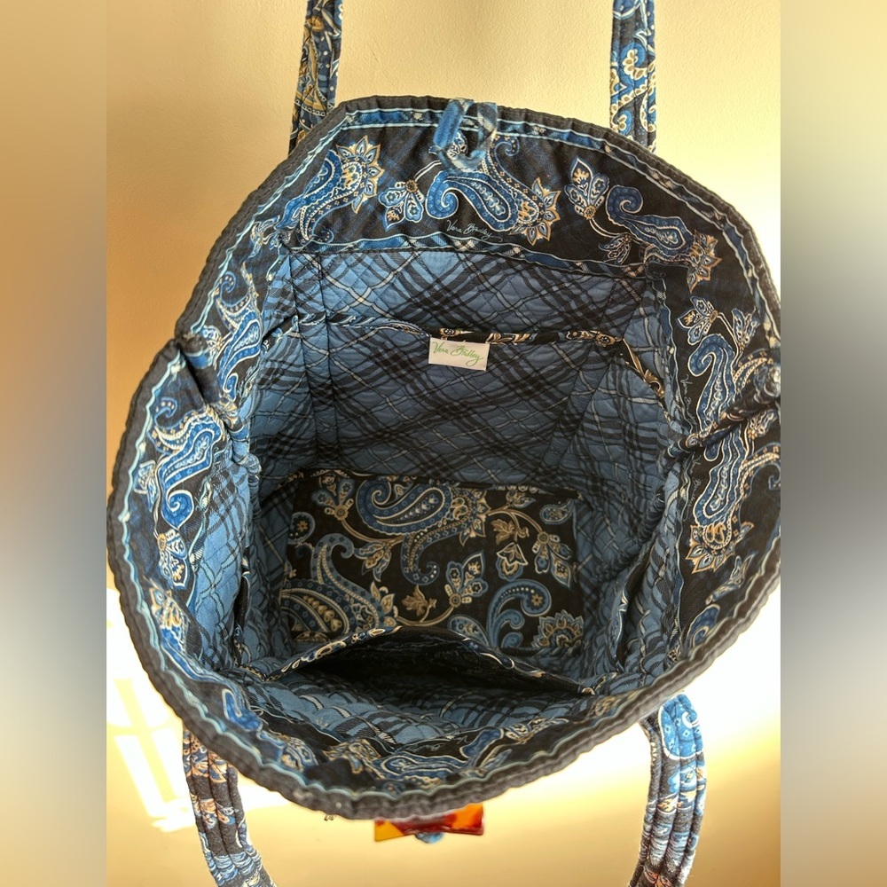 Vera Bradley Windsor Navy Quilted Villager Tote Double Shoulder Strap *Retired* - Picture 9 of 14